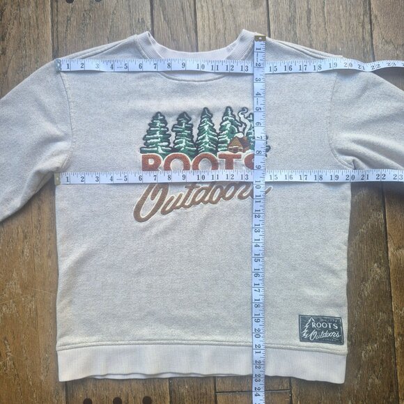 Roots outdoors graphic crewneck sweater with embroidery, size XS - Picture 11 of 15